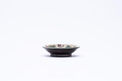 3.5寸皿 赤絵唐草線彫