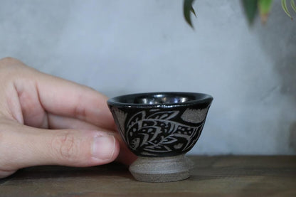 お猪口 魚文線彫Y