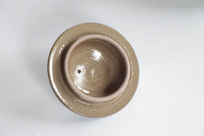 ポット 一色唐草線彫