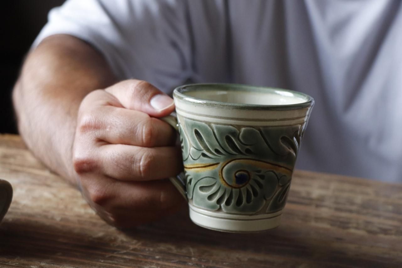 マグカップ(小) 唐草線彫