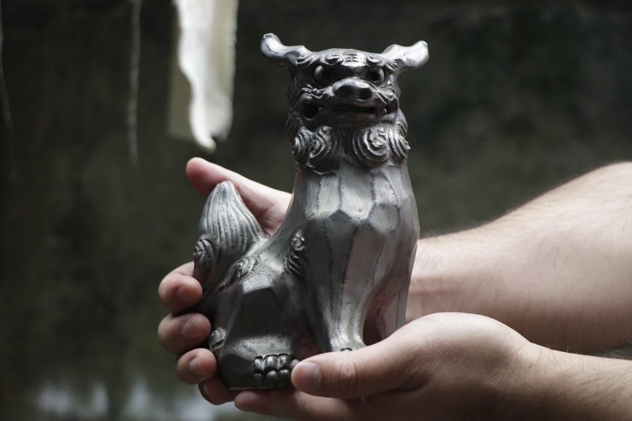 獅子 横向(17cm) 面取り 一色