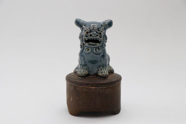 丸型箱香炉獅子