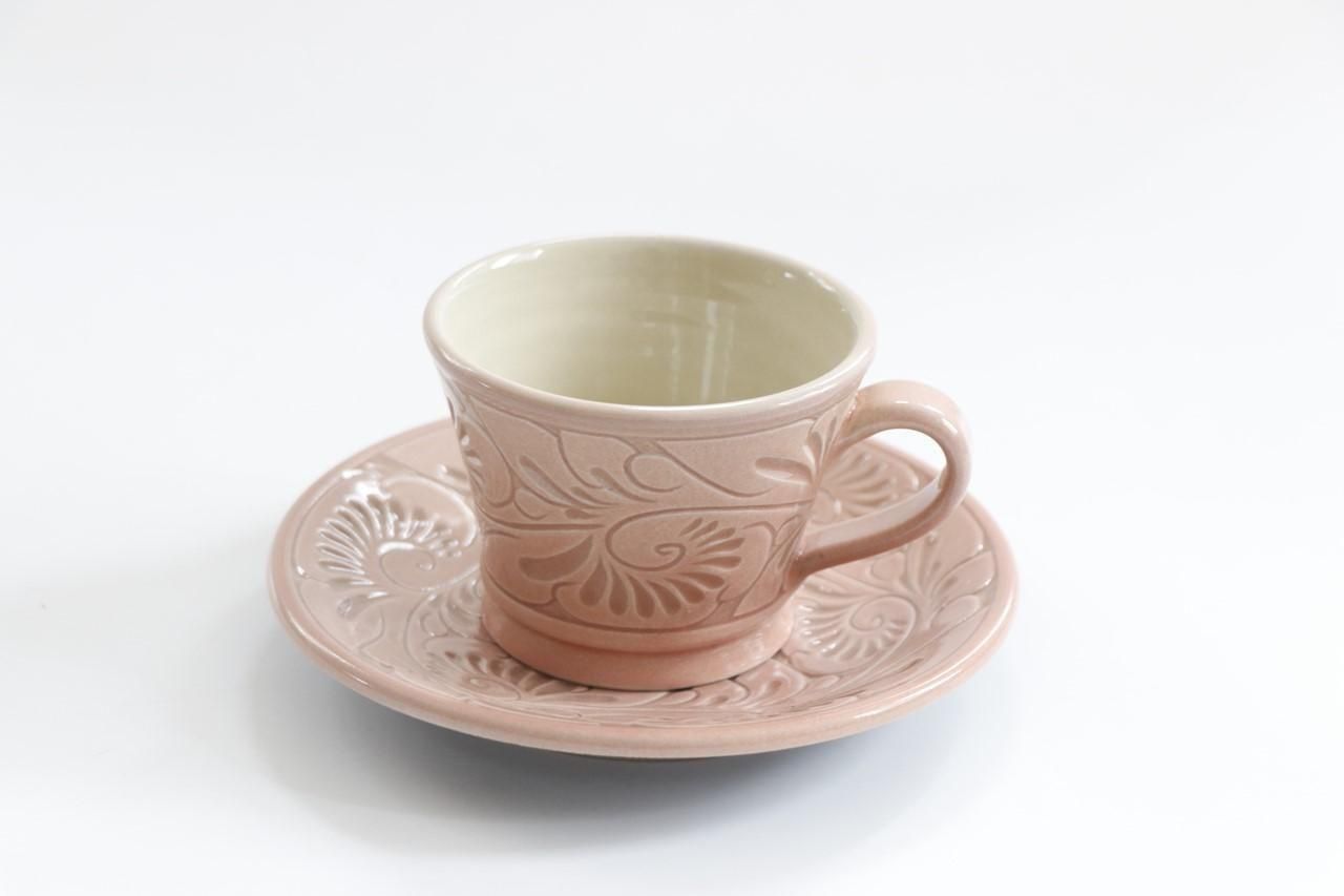 コーヒーカップ一色唐草線彫