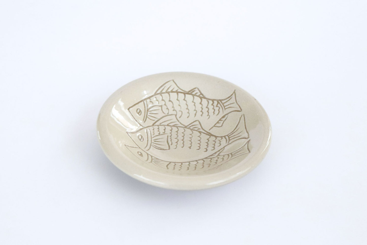3.5寸皿 魚文線彫t