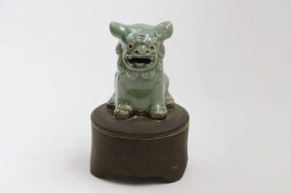丸型箱香炉獅子