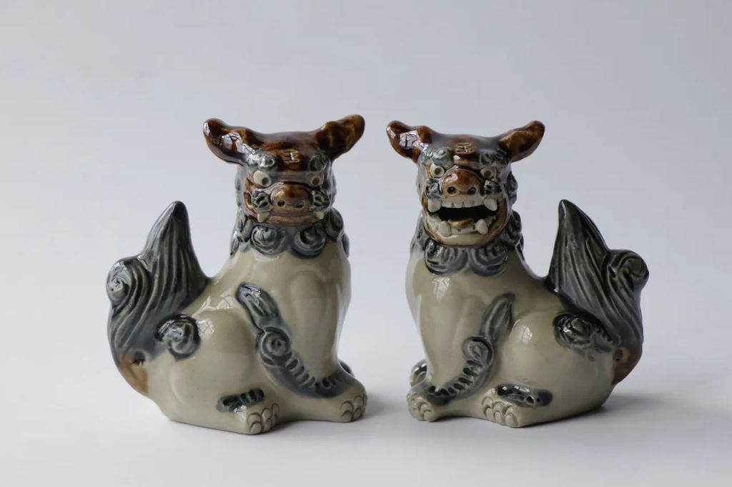 獅子 横向(10cm)