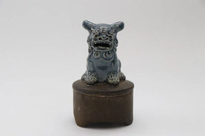 丸型箱香炉獅子