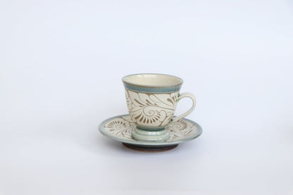 コーヒーカップ 唐草線彫
