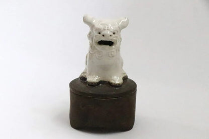丸型箱香炉獅子